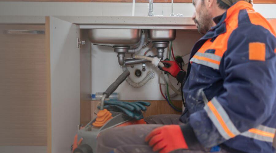 Local water heater installation in Nisland, SD